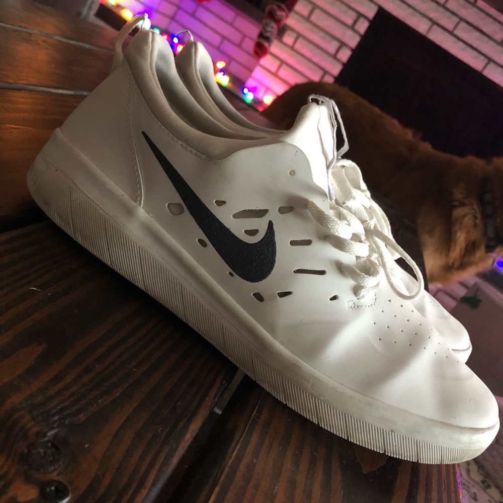 Nyjah free size 10.5